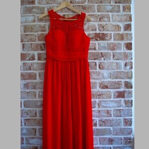 Maniju coral formal prom gown, sleeveless with lace detail on shoulders. Size M